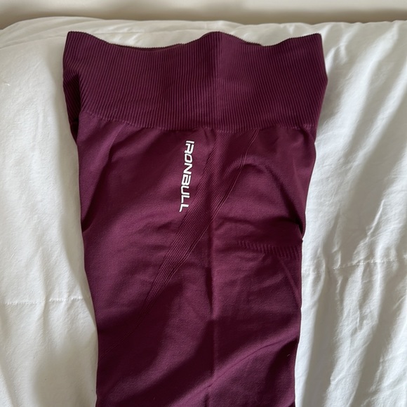 Ironbull High Waisted purple red Leggings - Picture 3 of 4